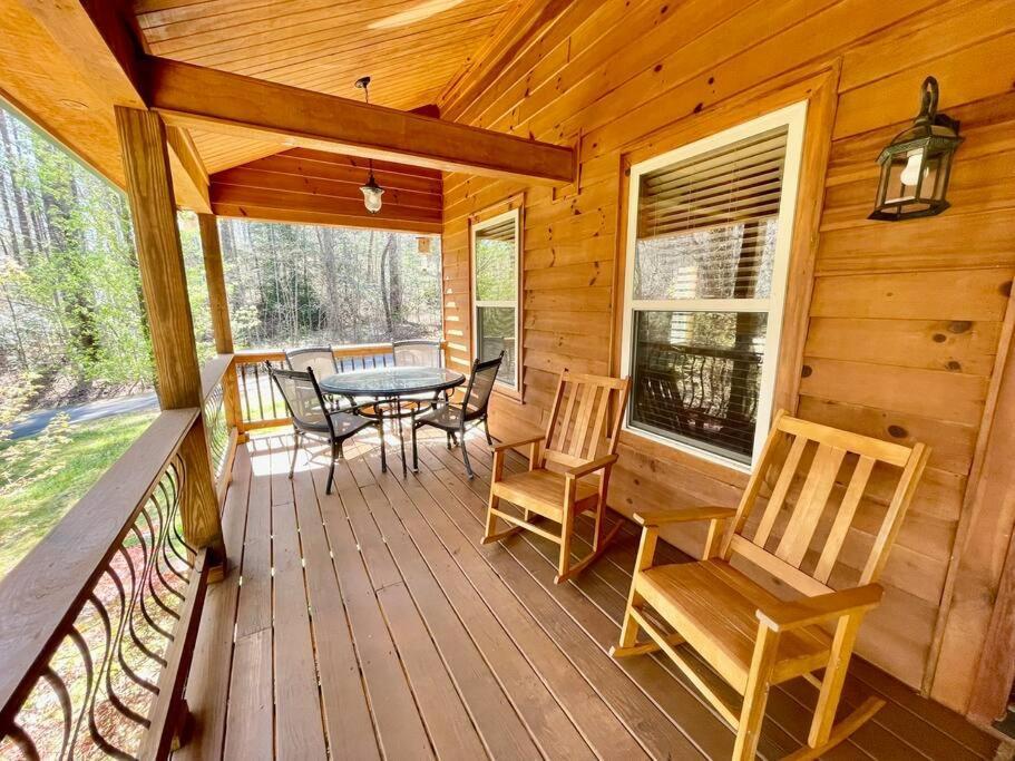 Cabin 2 Bed Close To Helen Hot Tub #15 Экстерьер фото